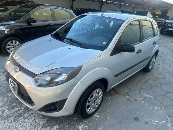 FORD FIESTA 1.6 MPI CLASS HATCH 8V FLEX 4P MANUAL FORD FIESTA 1.6 MPI CLASS HATCH 8V FLEX 4P MANUAL